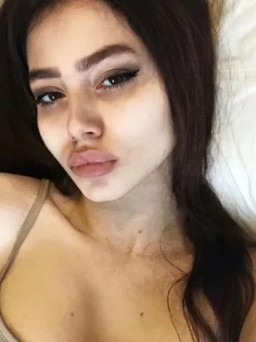 Моника